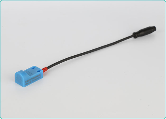 IP67 στεγανοποιήστε αισθητήρα PNP NC εγγύτητας 5mm τον αισθαμένος επαγωγικό κανονικά ανοικτό